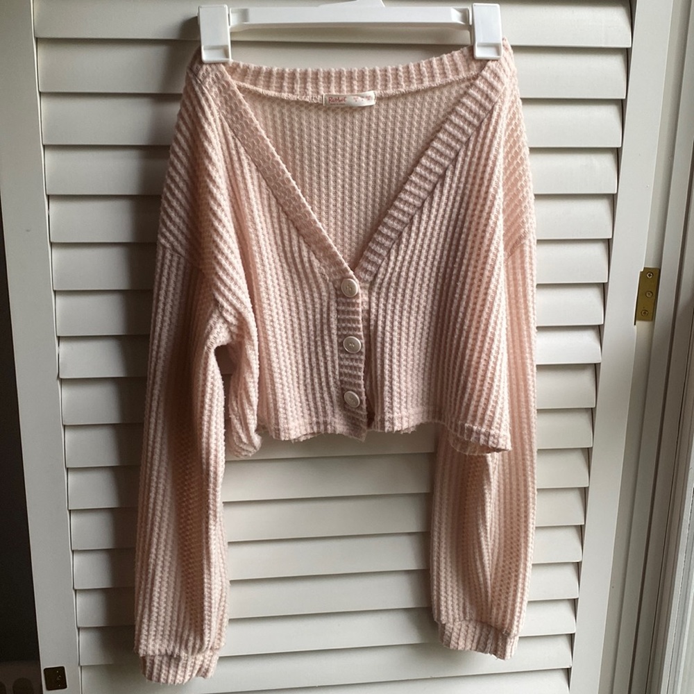 ROMWE: Pale Pink Sweater w/Buttons. Long Sleeve. SIZE SMALL. WARM + WORN ONCE.